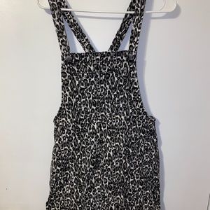 Overall dress